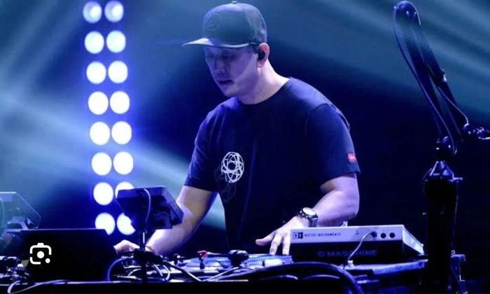 Joe Hahn