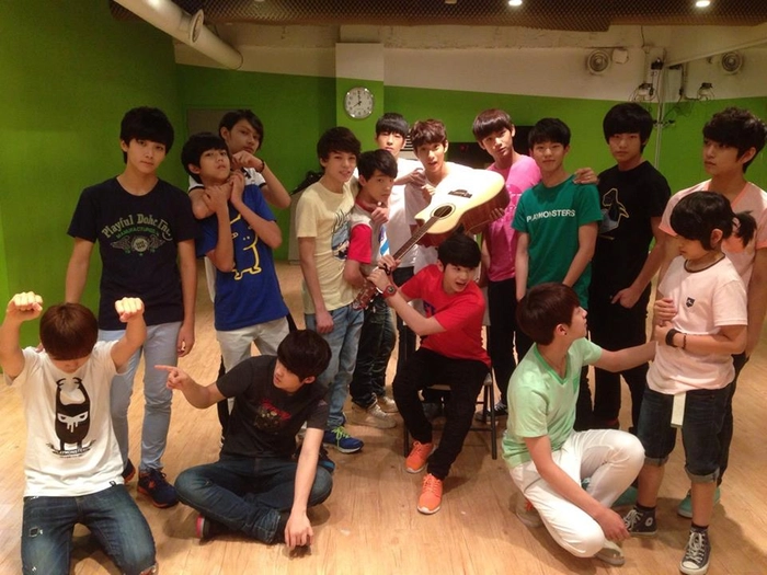 4 thành viên rời seventeen