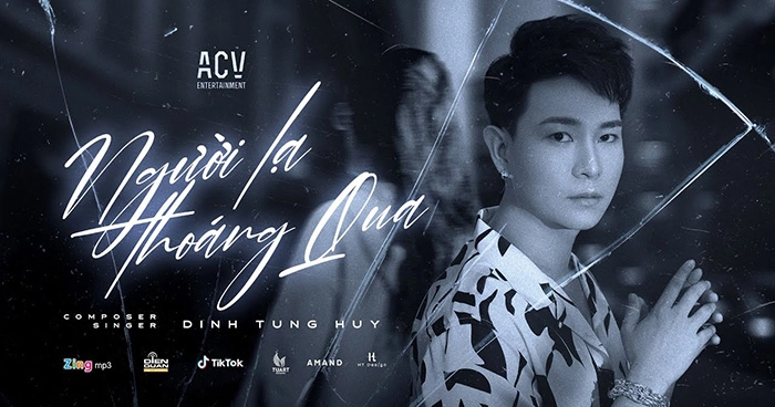 lời bài hát người lạ thoáng qua