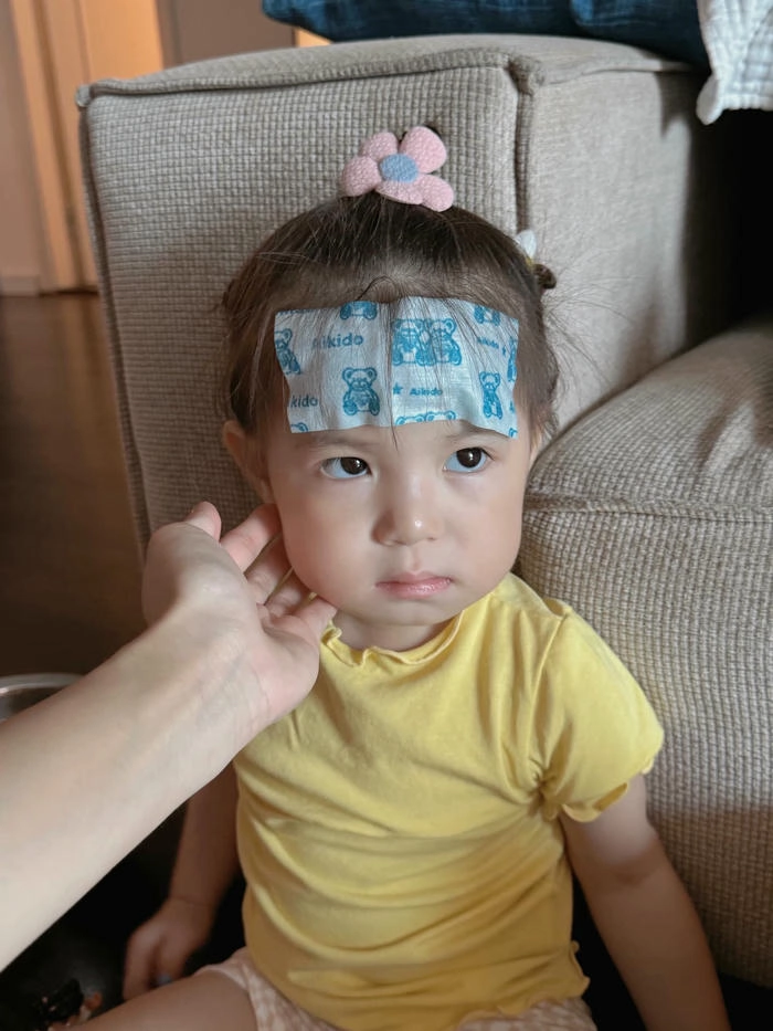 Ảnh bé Pam cute tinh nghịch