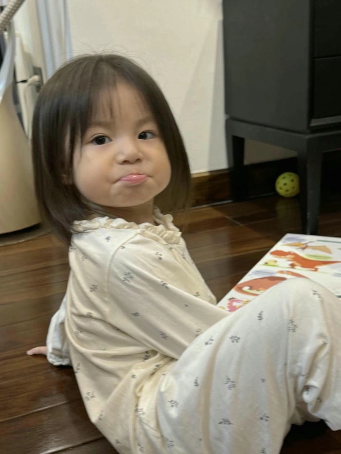 Ảnh em bé Pam cute ngộ nghĩnh