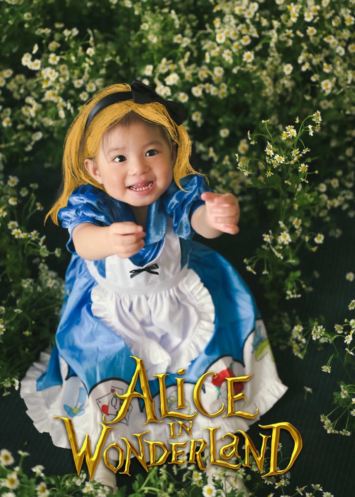 Ảnh em bé Pam cute vui nhộn