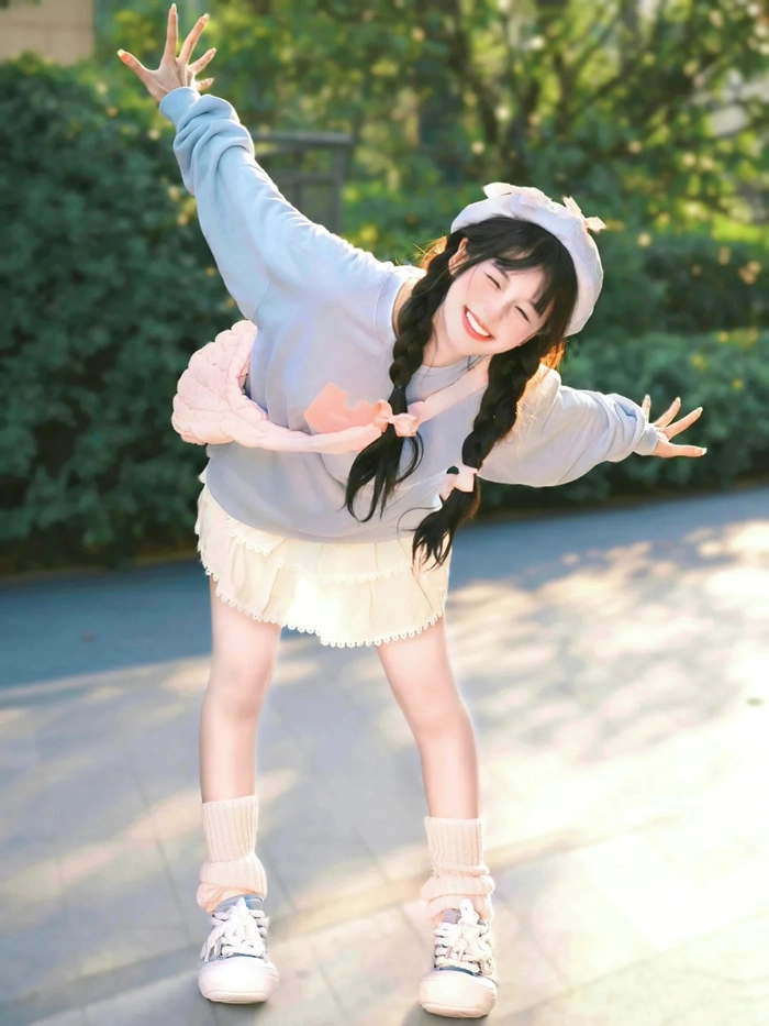 Gái Trung Quốc cute thần thái đáng yêu