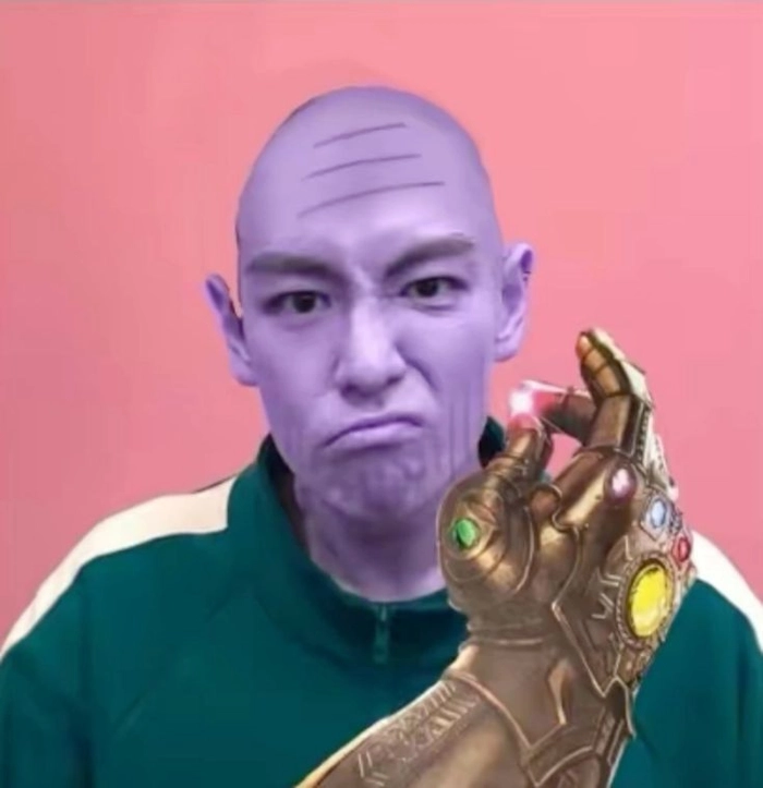 Meme Squid Game hài bùng nổ
