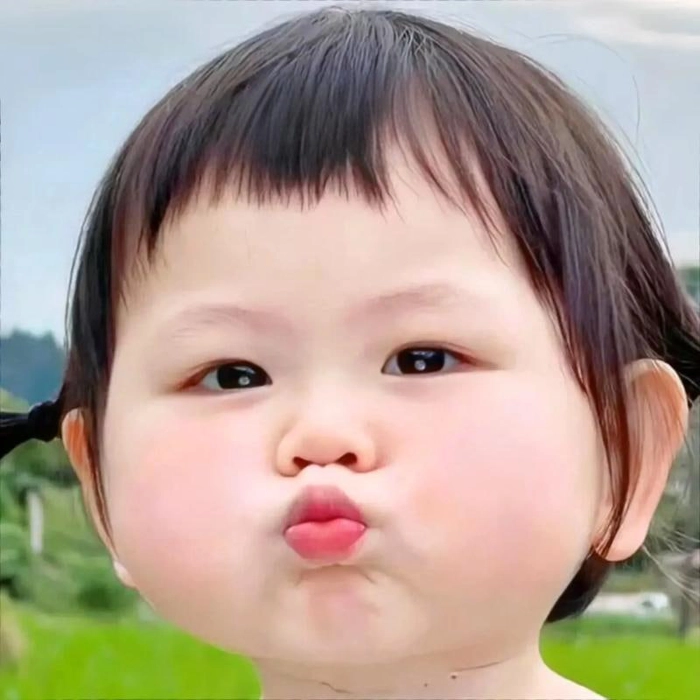 Meme em bé cute siêu bựa