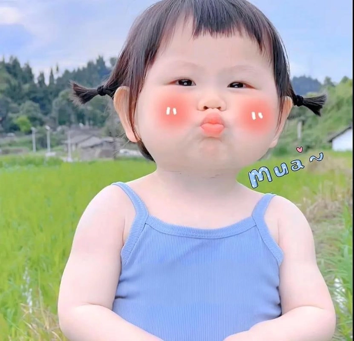 Meme em bé dễ thương cưng xỉu