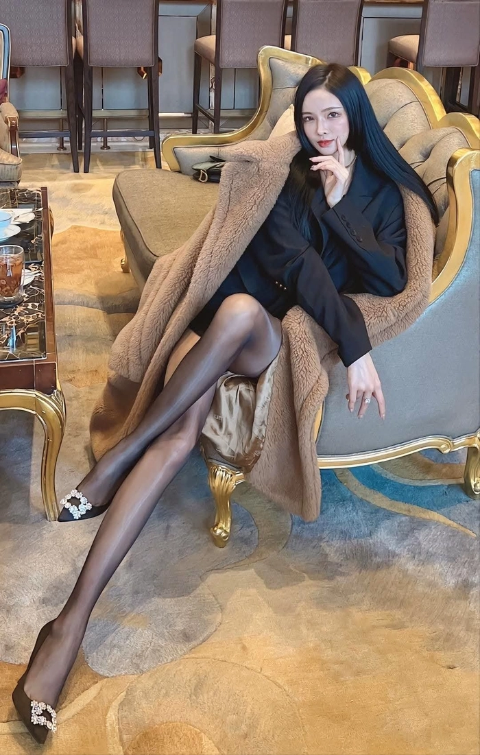 Ảnh gái xinh Trung Quốc chân dài dễ gây ấn tượng