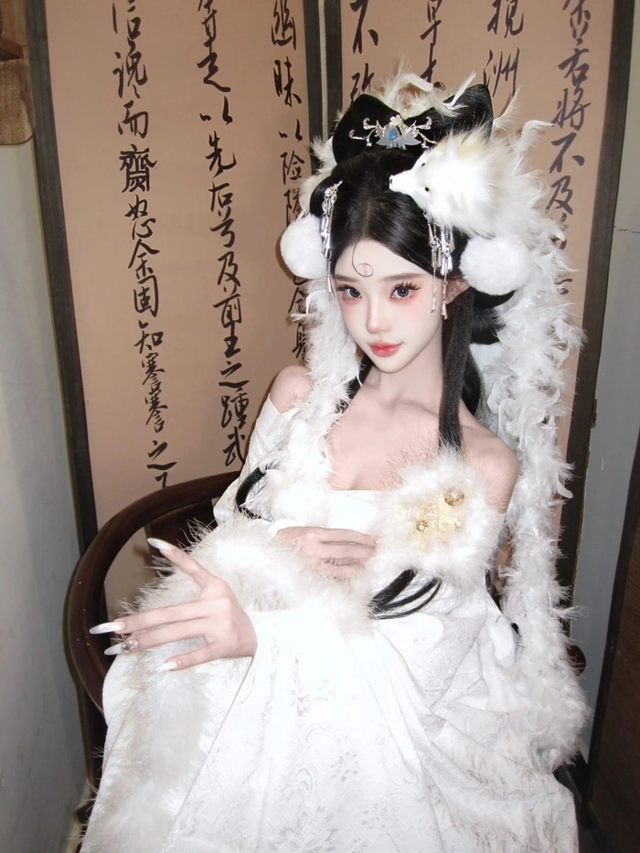 Ảnh gái xinh cosplay hồ ly huyền bí