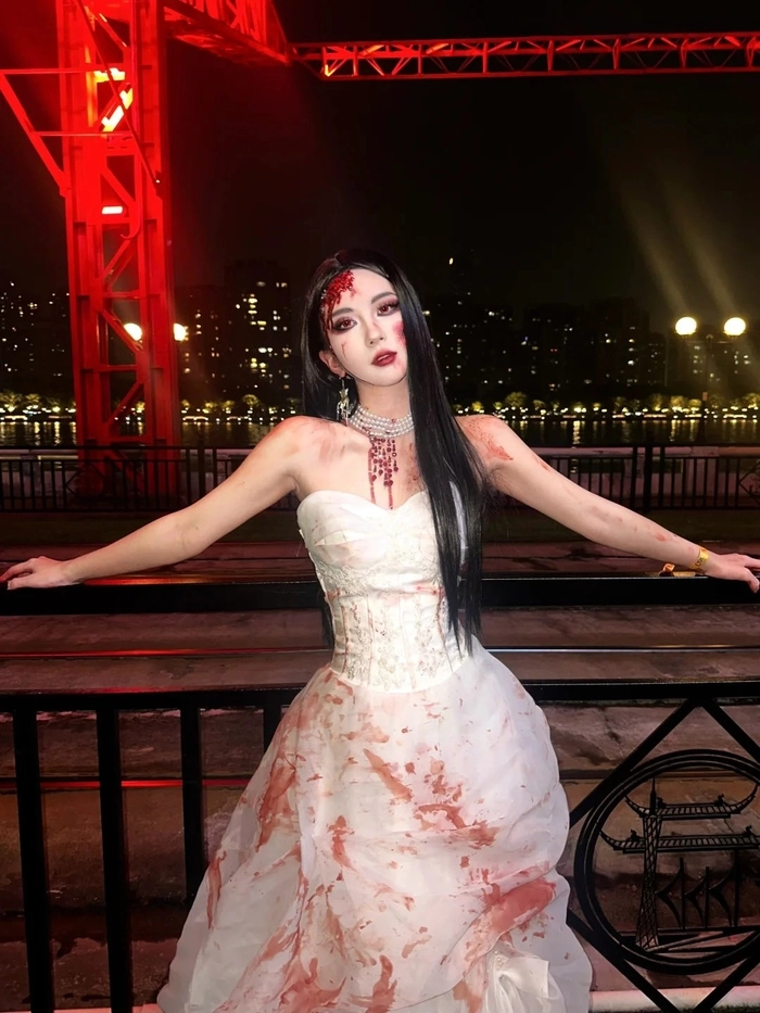 Avatar gái xinh cosplay ma nữ