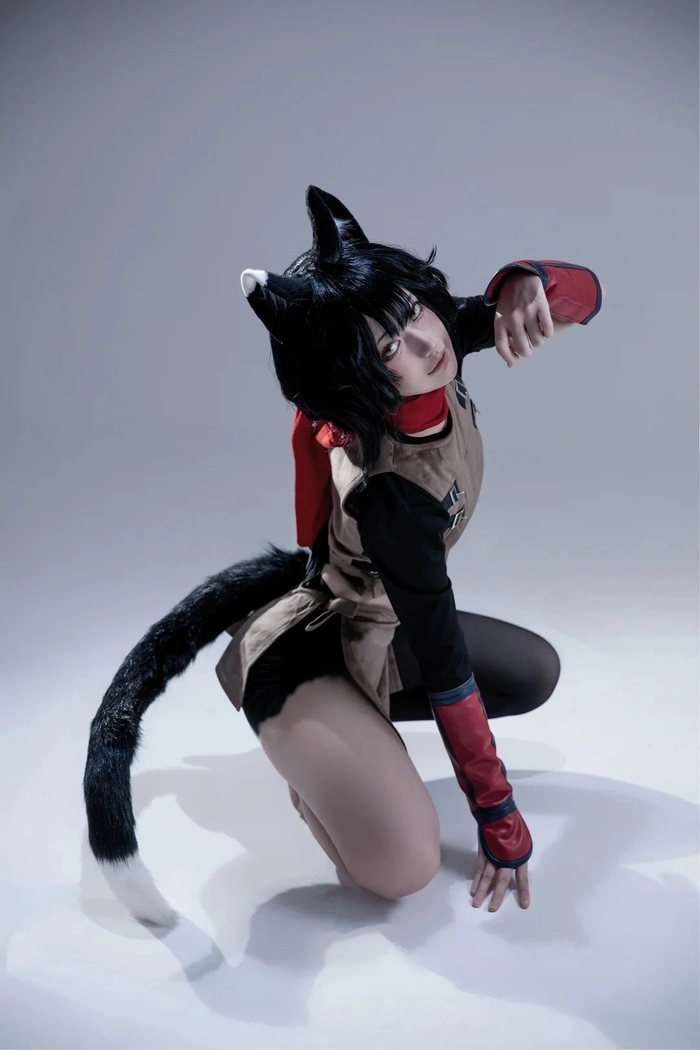 Avatar gái xinh cosplay mèo đen