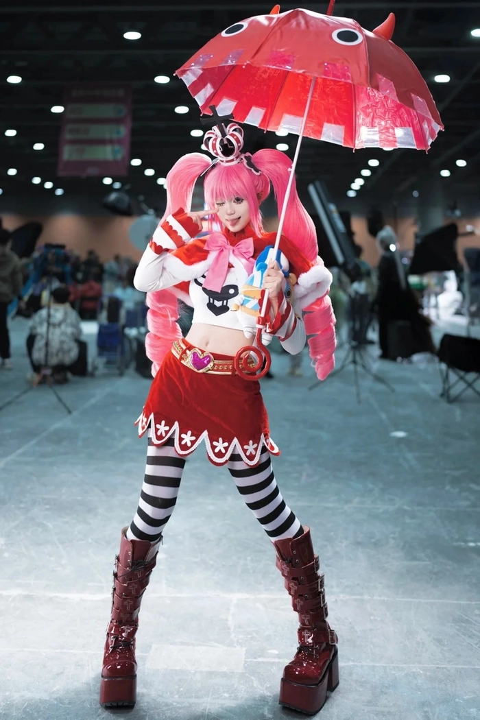 Gái xinh One Piece phong cách trẻ trung