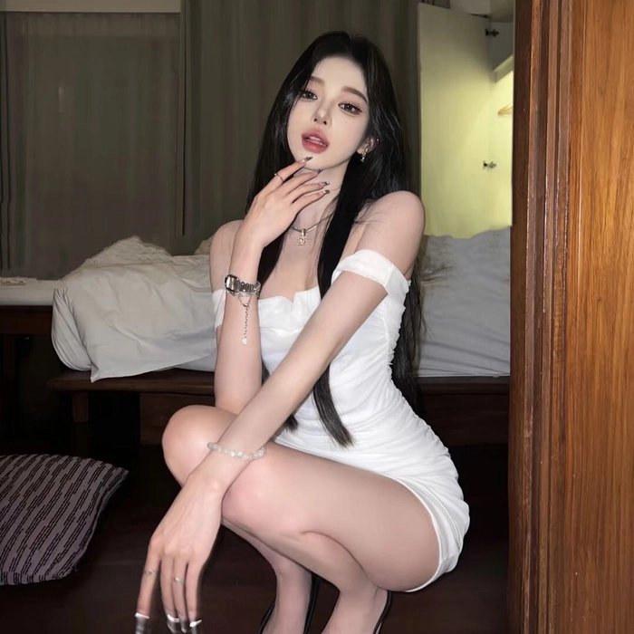 Gái xinh Việt Nam sexy trong concept hiện đại