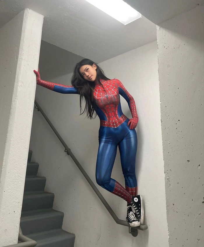 Gái xinh cosplay siêu nhân phong cách trẻ