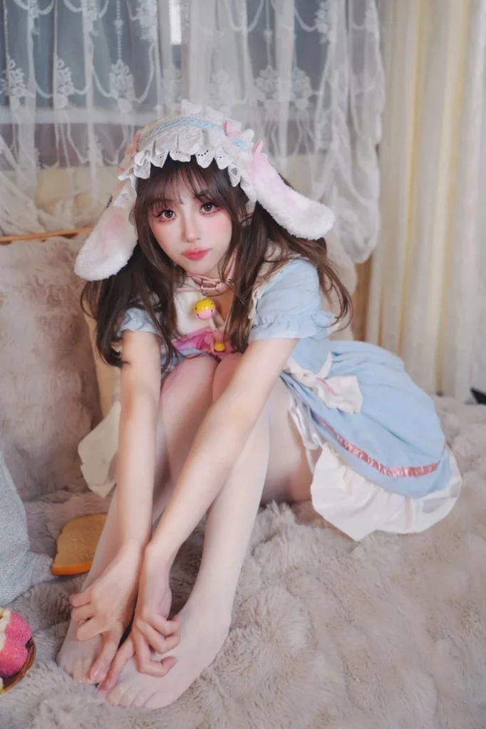 Gái xinh cosplay thỏ đen phong cách cute