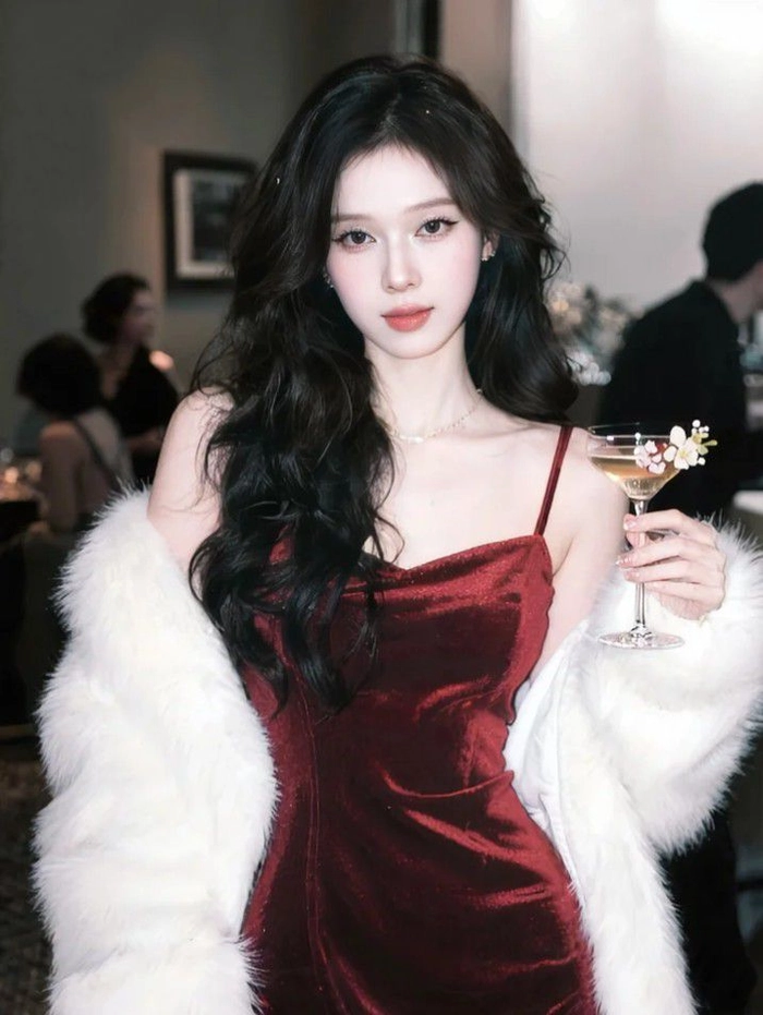 Gái xinh mặc đồ xuyên thấu đầy nghệ thuật