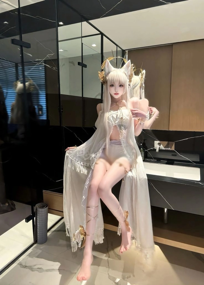 Hình ảnh gái Trung Quốc cosplay tạo hình ấn tượng