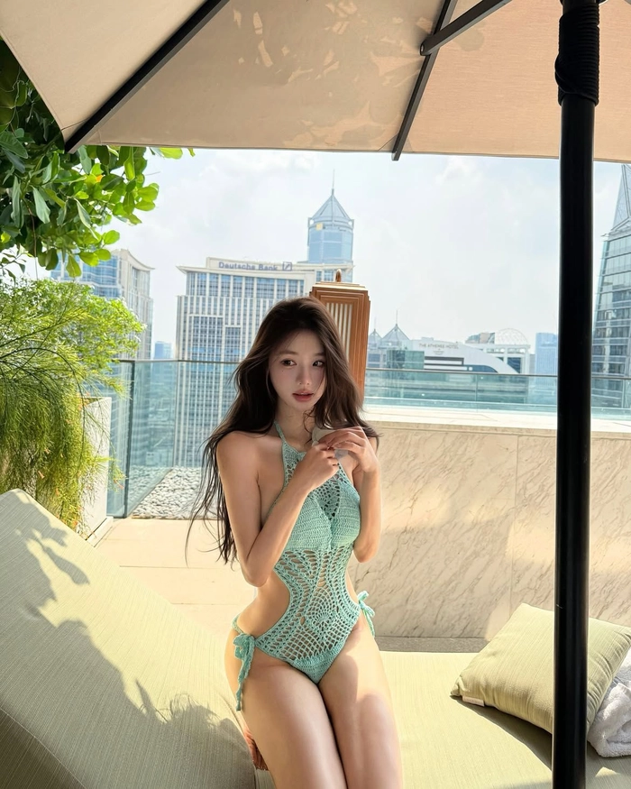 Hình ảnh gái Trung Quốc mặc bikini mùa hè