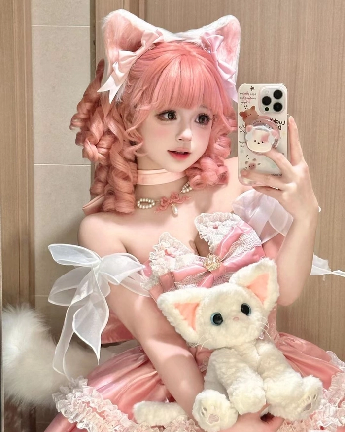 Hình ảnh gái xinh cosplay mèo dễ thương