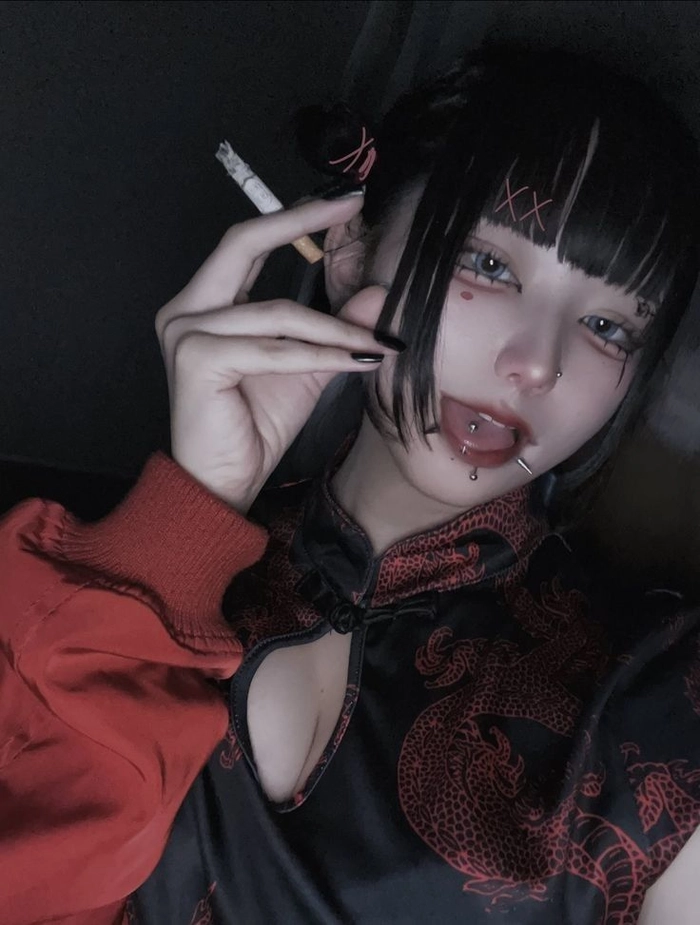 Hình ảnh gái xinh ngầu thần thái