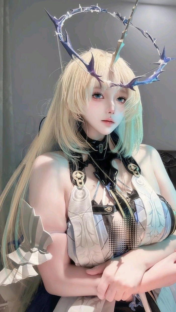 Hình gái Trung Quốc cosplay được cộng đồng quan tâm