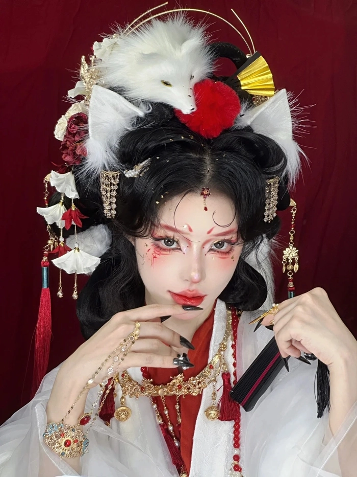 Wallpaper cosplay hồ ly tinh