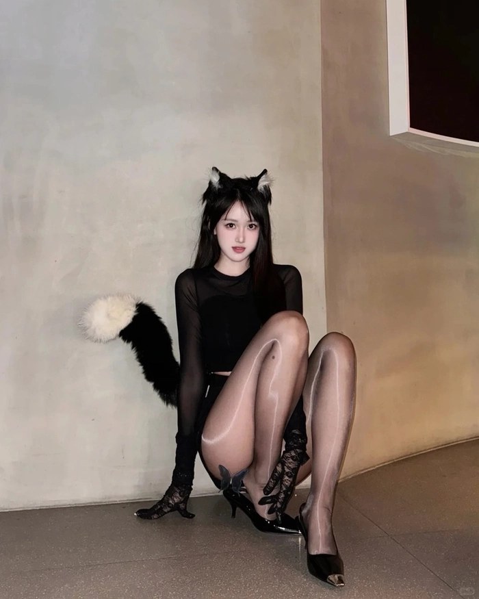 Wallpaper gái xinh cosplay mèo