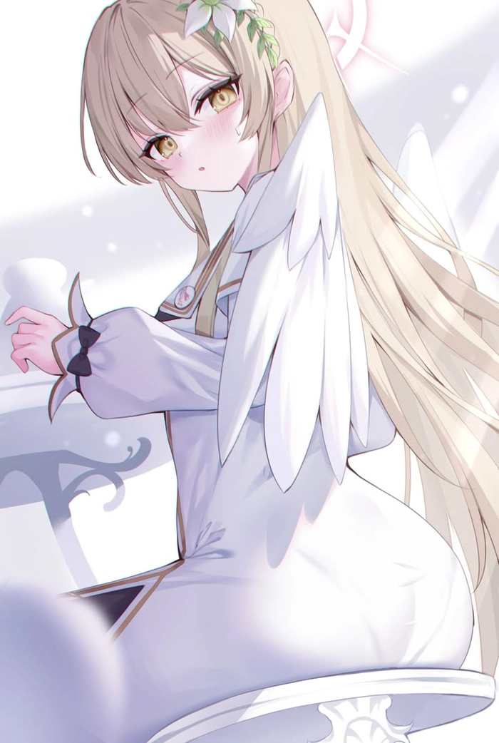 Nagisa Kirifuji với nét đẹp tinh giản